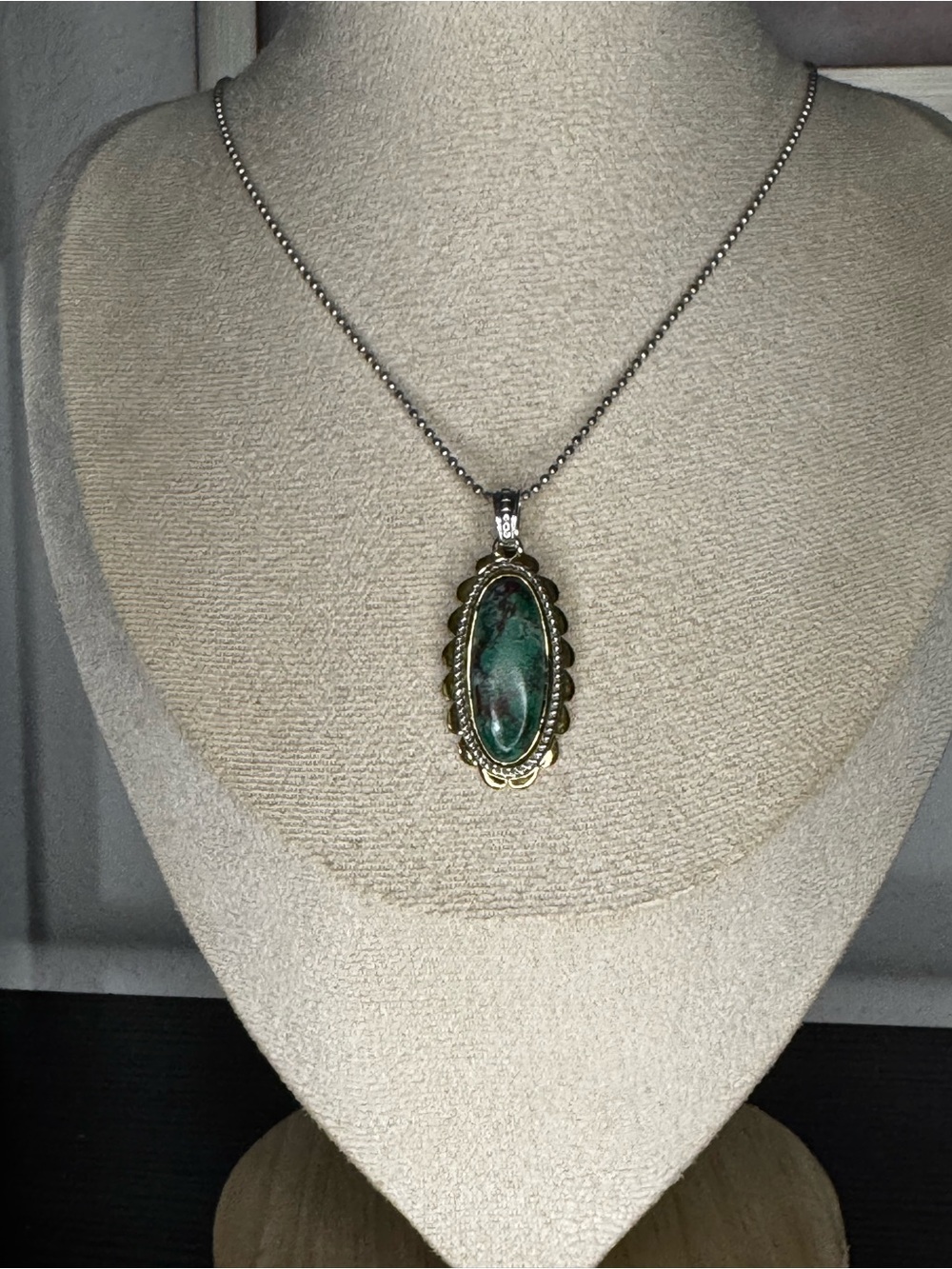 Green Oval Chrysocolla Stone Pendant Necklace - Unbranded